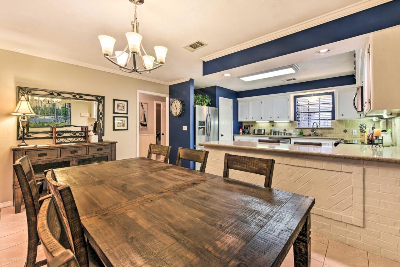 Quiet Lake Conroe Townhome With 2 Boat Slips! Willis Eksteriør bilde