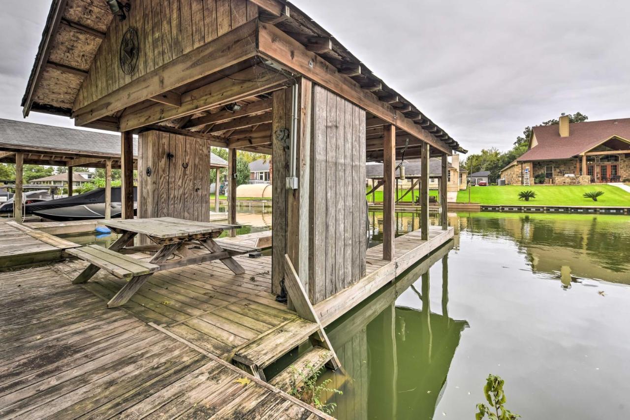 Quiet Lake Conroe Townhome With 2 Boat Slips! Willis Eksteriør bilde