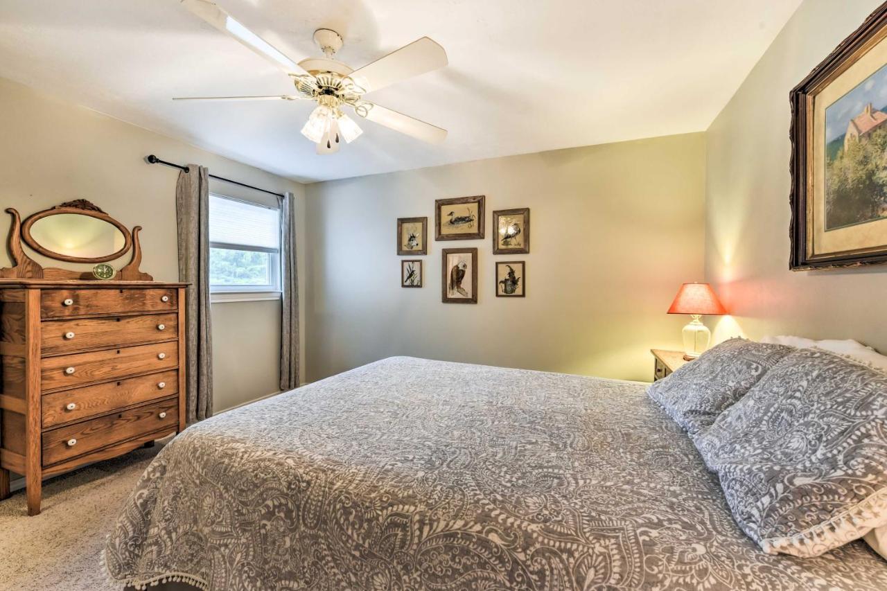 Quiet Lake Conroe Townhome With 2 Boat Slips! Willis Eksteriør bilde
