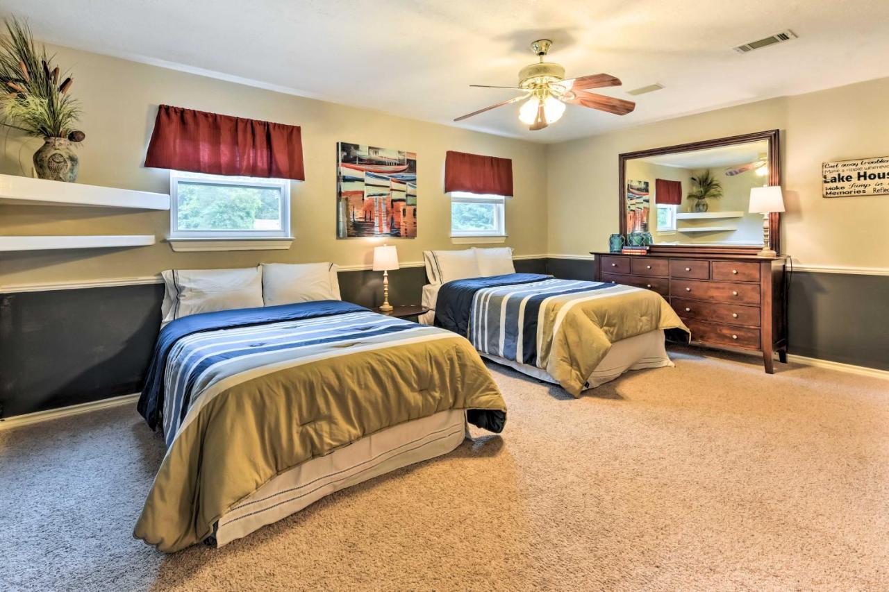 Quiet Lake Conroe Townhome With 2 Boat Slips! Willis Eksteriør bilde