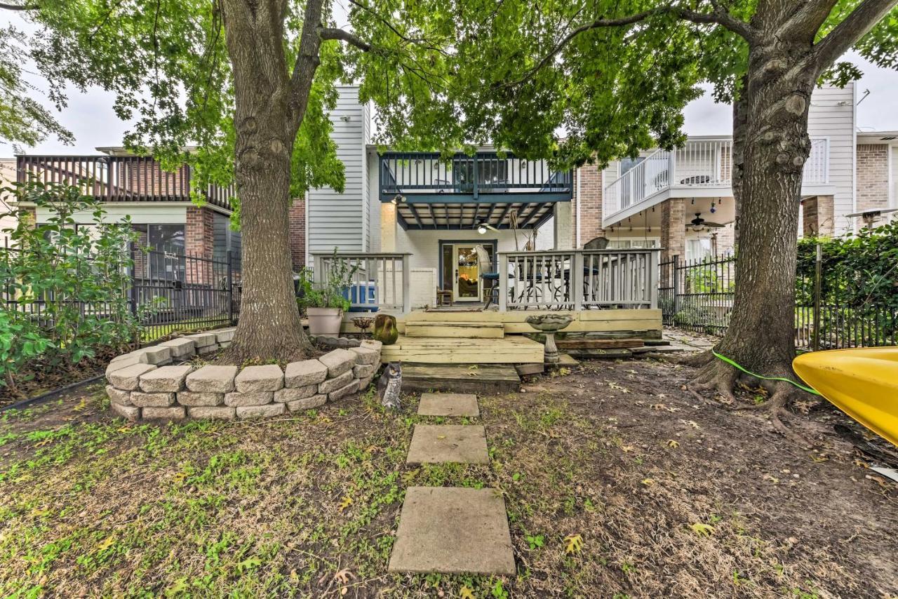 Quiet Lake Conroe Townhome With 2 Boat Slips! Willis Eksteriør bilde