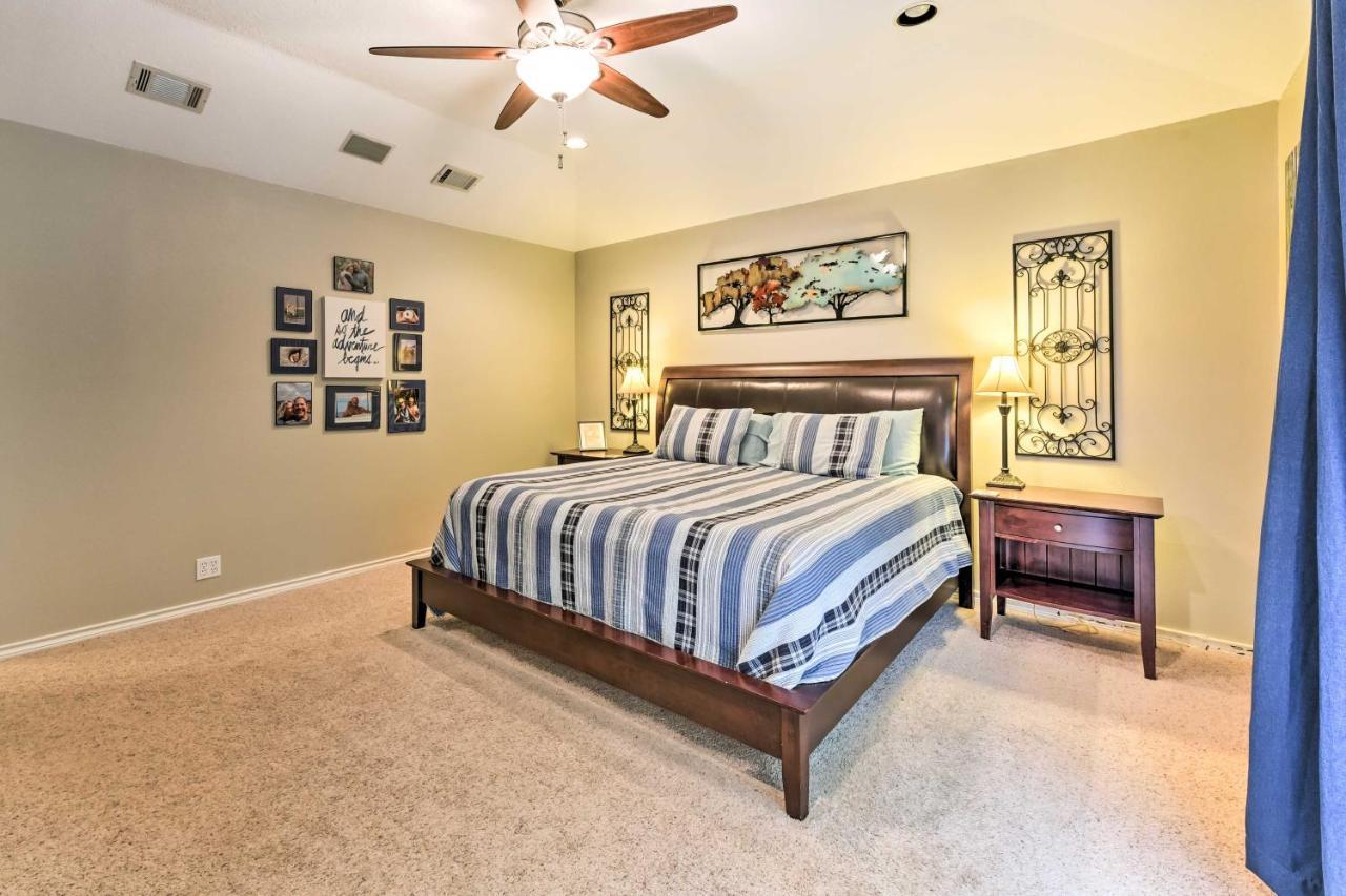 Quiet Lake Conroe Townhome With 2 Boat Slips! Willis Eksteriør bilde